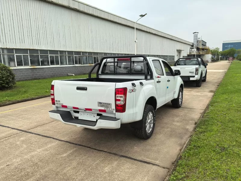 Camioneta diésel Isuzu RE-MAX | Transmisión manual para distribuidores globales