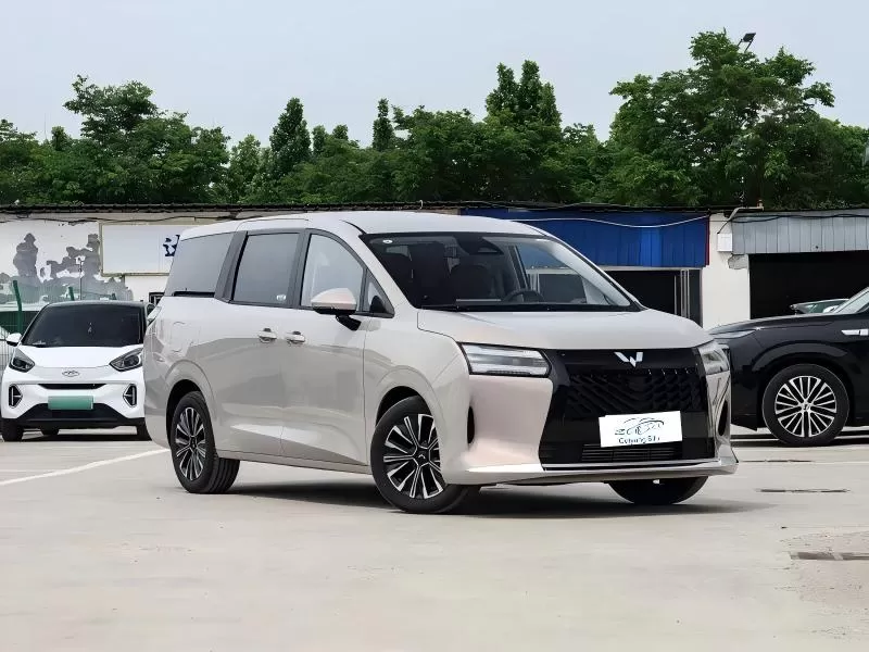 Wuling Starlight 730 2026 1.5T CVT Monovolumen premium de 7 plazas para transporte familiar y de pasajeros