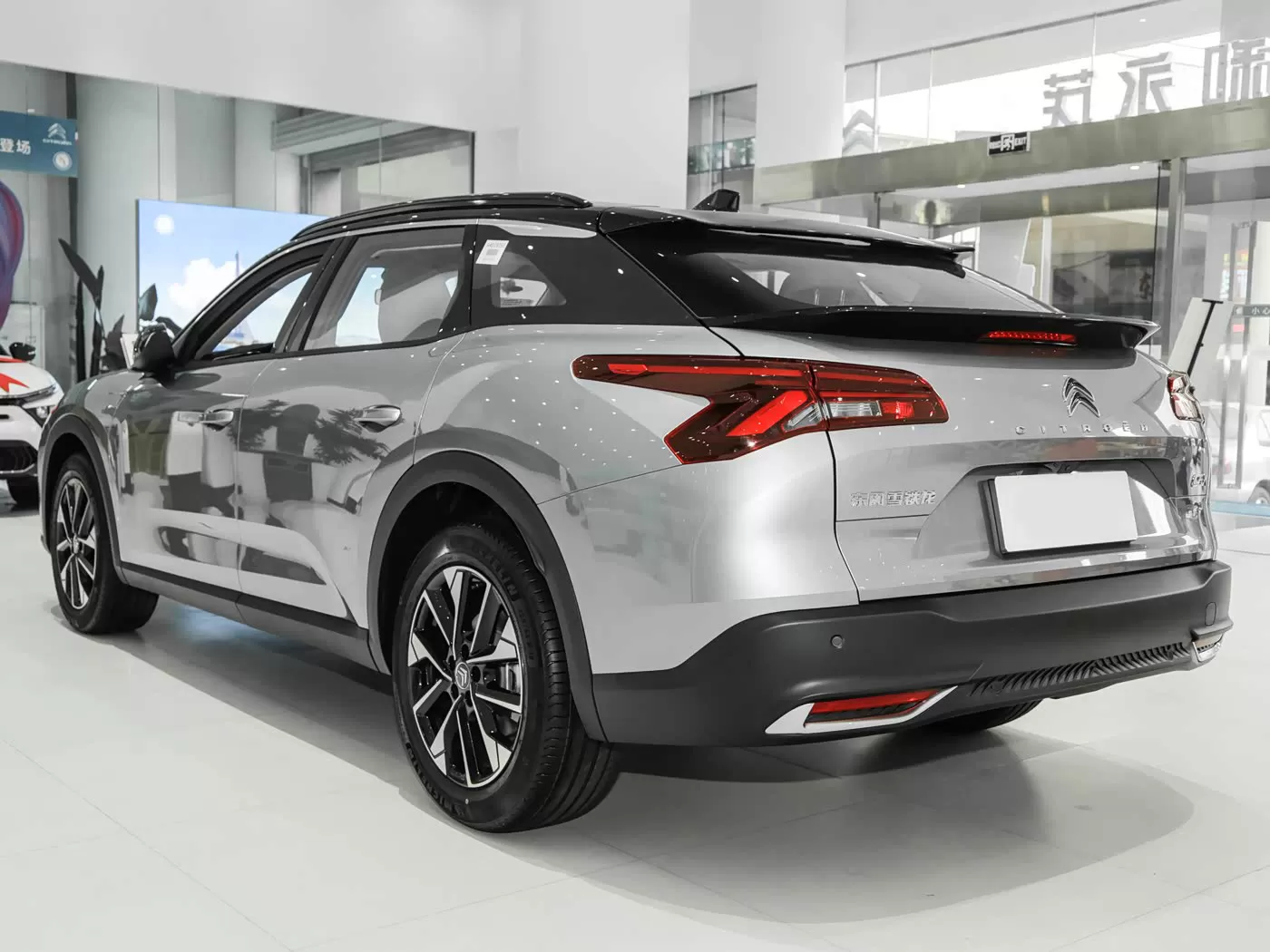 Vehículo usado Dongfeng Citroën Versailles C5X en venta – Silu Auto Export