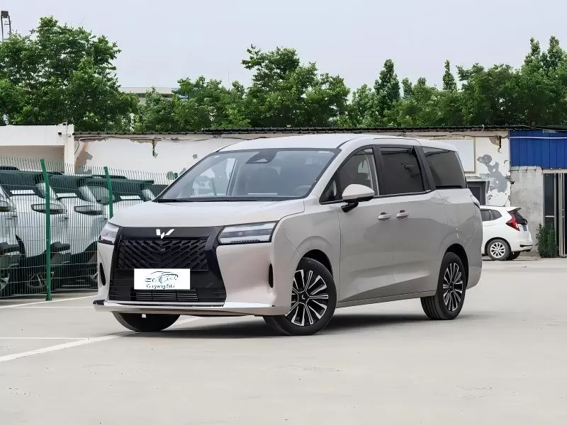 Wuling Starlight 730 2026 1.5T CVT Premium 7-Seat MPV for Family and Passenger Transport