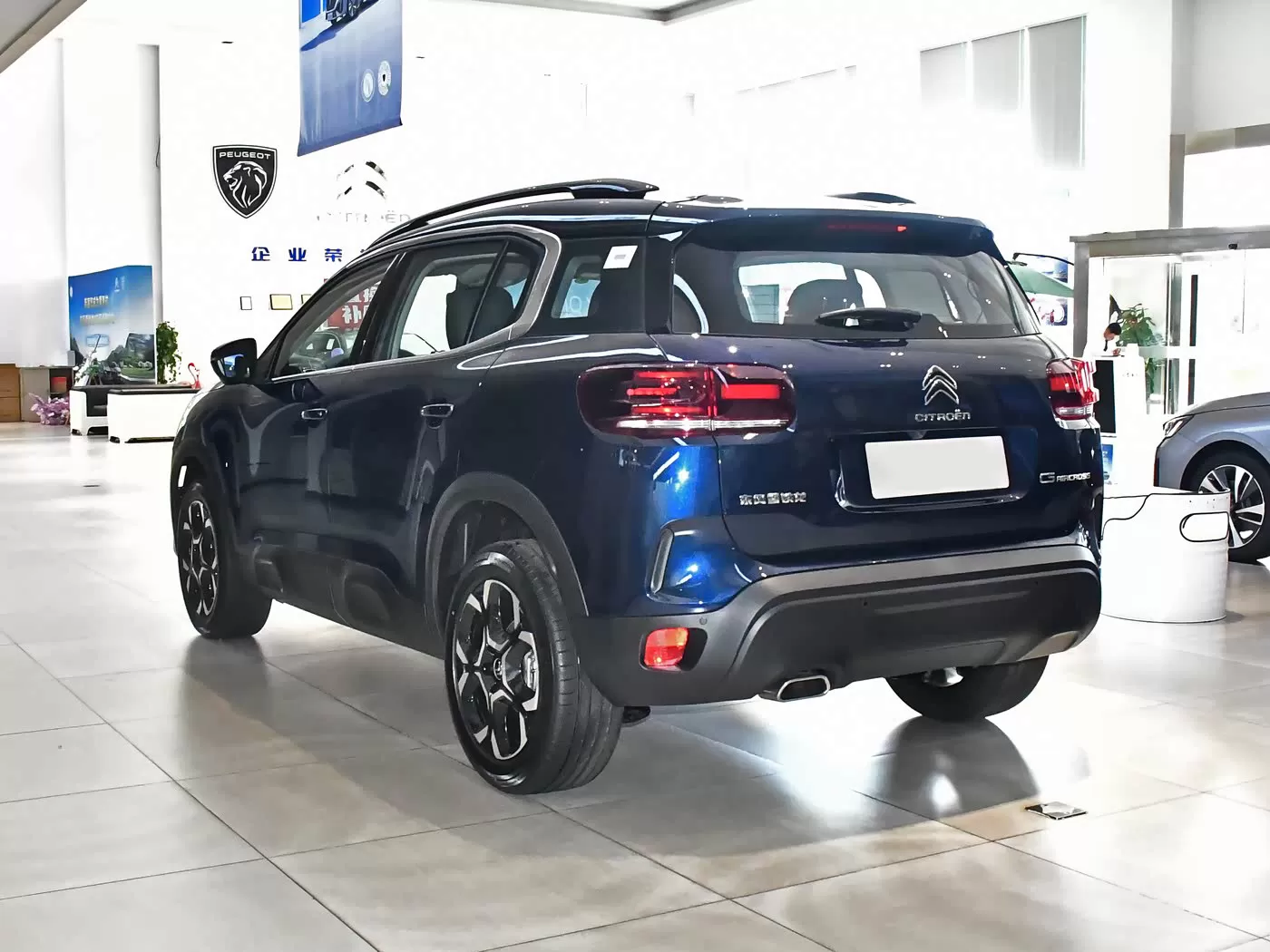 Citroën C5 Aircross 2026 con actualizaciones estéticas, 360 CV, carro usado – Silu Auto Export