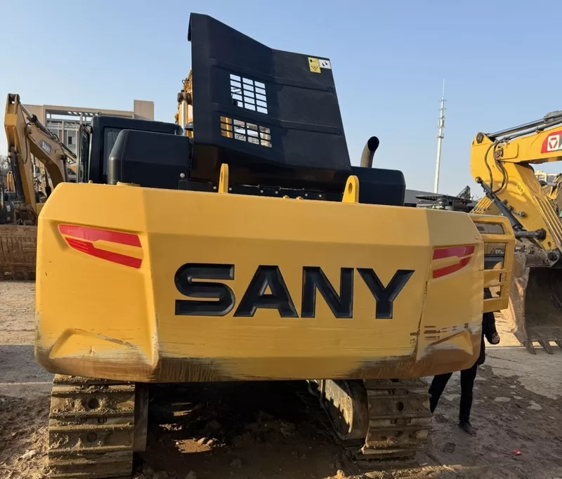 Excavadora de orugas Sany SY375H usada y asequible: satisface perfectamente las necesidades de construcción