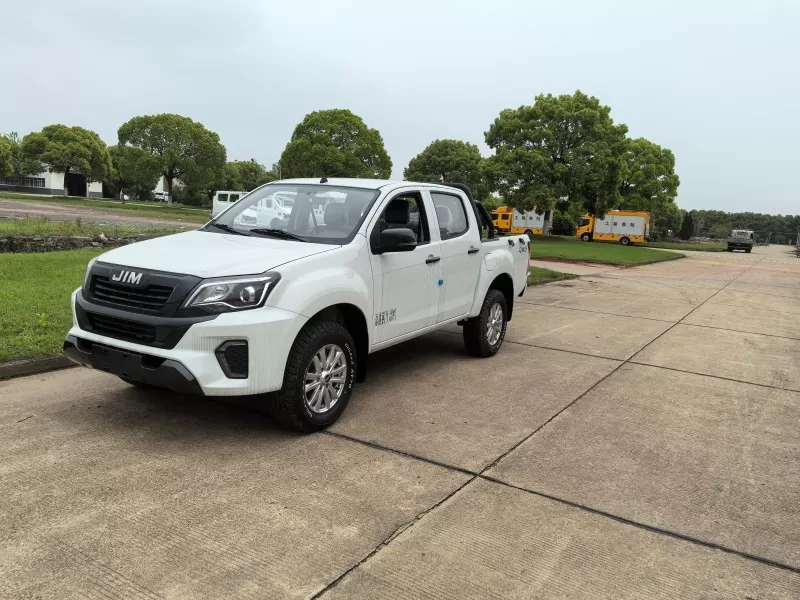 Camioneta diésel automática Isuzu RE-MAX 2.5T 8AT | Fiable y práctico de China
