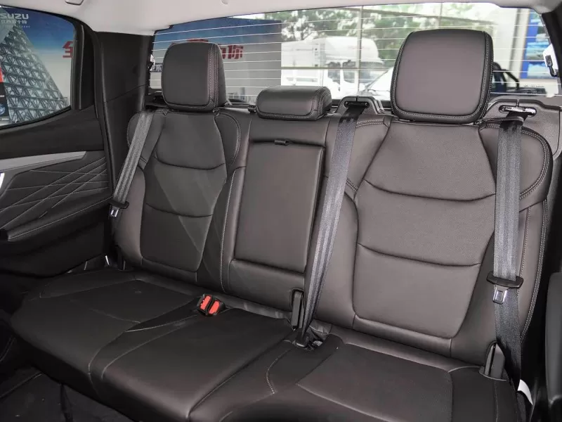 Camioneta diésel Isuzu D-MAX Cross-Country 3.0T 4X4 de China
